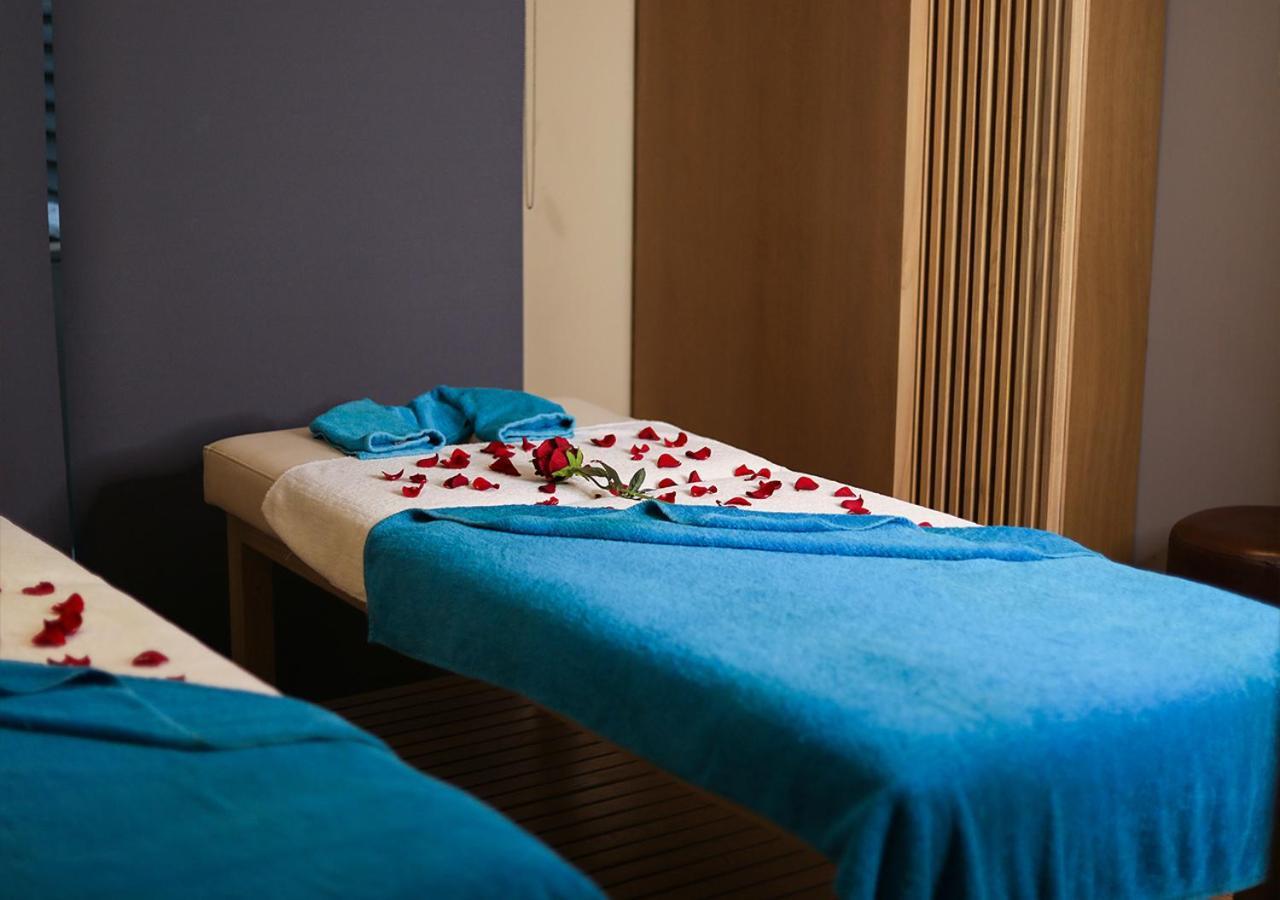Saifi Suites Hotel Бейрут Екстериор снимка