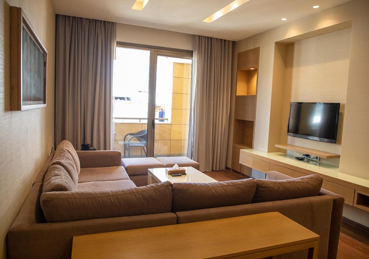 Saifi Suites Hotel Бейрут Екстериор снимка