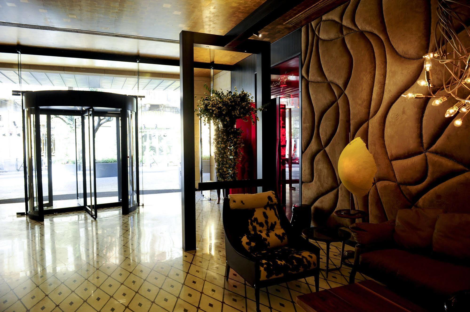 Saifi Suites Hotel Бейрут Екстериор снимка
